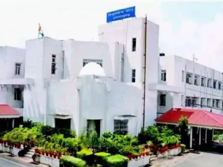 राज-काज: सरकार ने मानसून सत्र की तैयारियां कीं तेज़, 26 अक्टूबर से पहले होगा विधानसभा सत्र