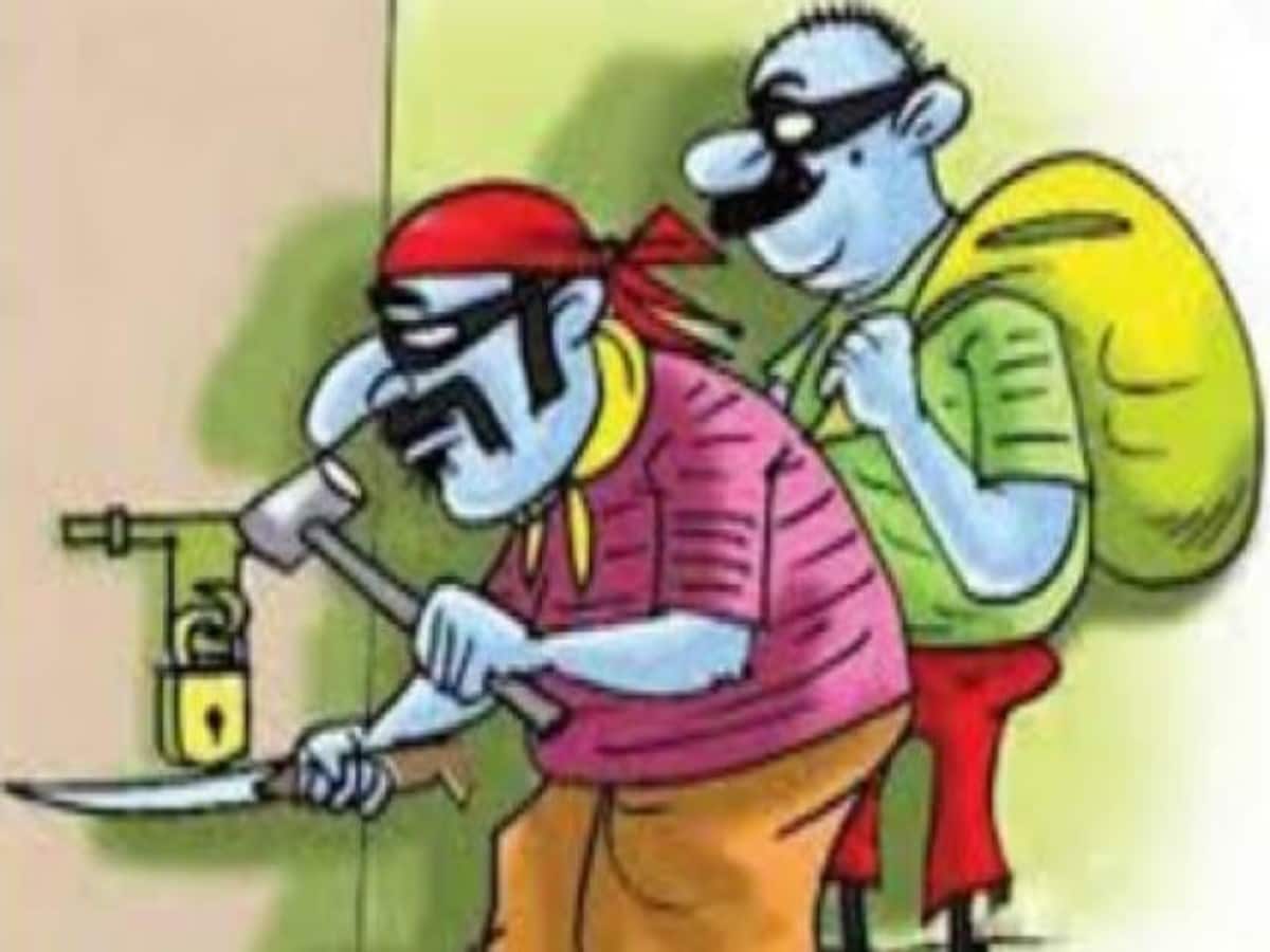 दुस्साहस: चोरों ने बंद मकान को बनाया निशाना, घर से चुरा ले गए सोने-चांदी के गहने और नकदी, मुकदमा दर्ज़ कर जांच में जुटी पुलिस