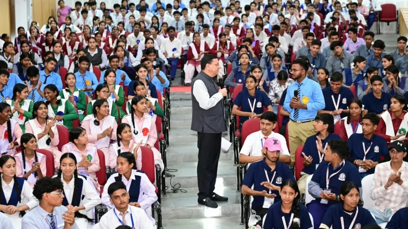 मुख्यमंत्री धामी के नेतृत्व में युवाओं के सपनों को मिल रही उड़ान, शिक्षा, रोजगार और स्वरोजगार के अवसरों पर जोर