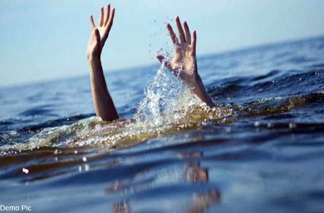 दुखद: बेटे की मौत से टूटी मां ने सरयू में कूदकर दे दी जान
