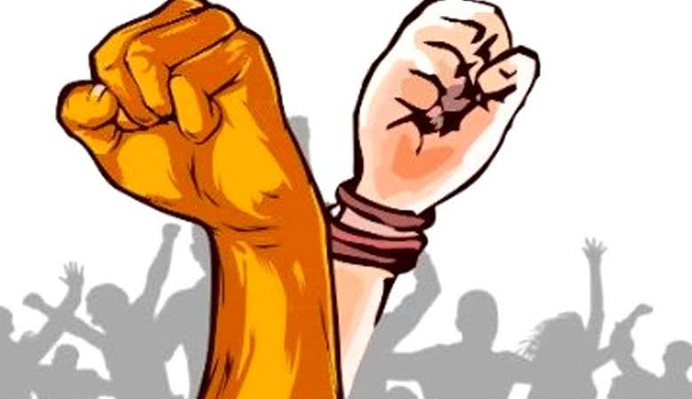 सबक:  बैरियर पर चढ़कर वीडियो बनाना पड़ा भारी, मसूरी में पुलिस ने हिरासत में लिए नौ युवक