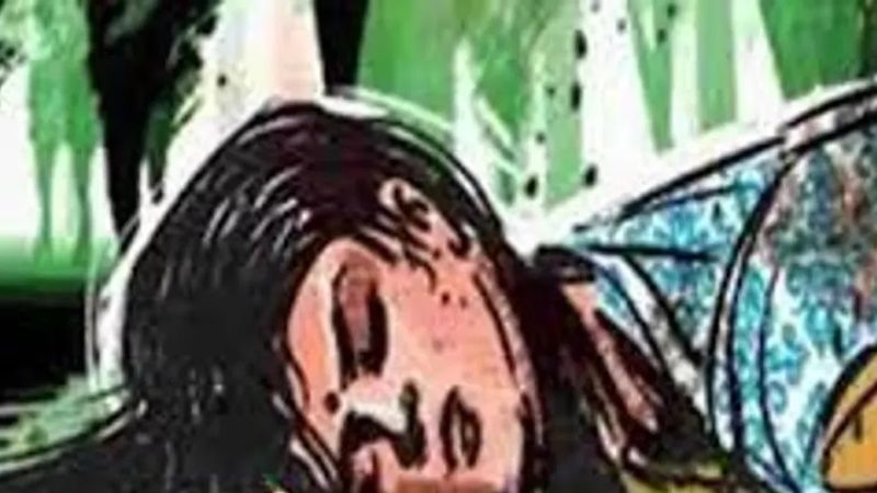 दर्दनाक: असंतुलित बाइक से गिरकर ट्रक की चपेट में आ जाने से युवती की मौके पर ही मौत