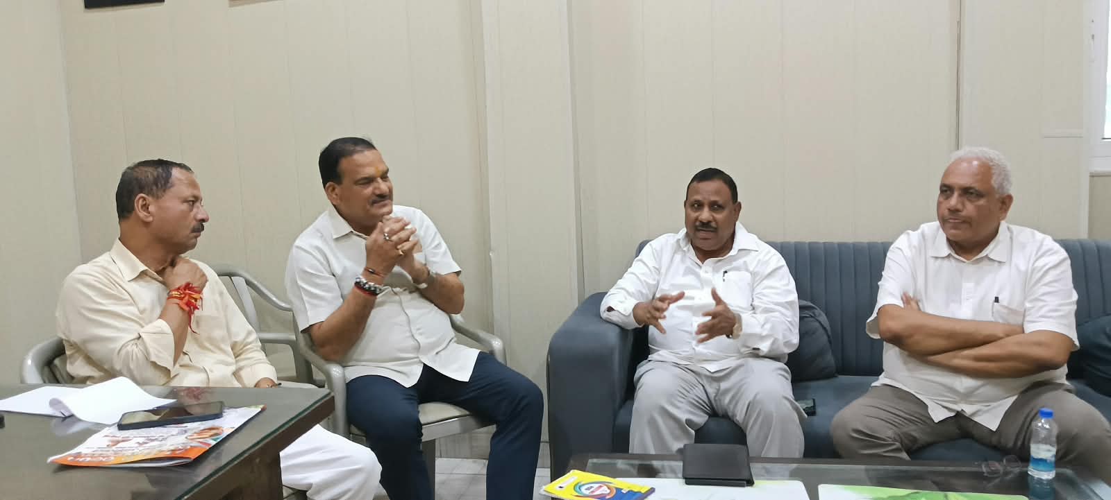 चिंतन: प्रदेश कांग्रेस की नव नियुक्त अनुशासन समिति की बैठक सम्पन्न; अनुशासन एवं पार्टी की गरिमा बनाए रखने पर जोर
