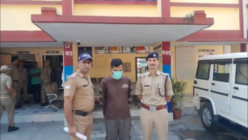 कामयाबी: 90 किलो गांजा की बरामदगी मामले में 1500 रुपये का फरार इनामी आरोपी गिरफ्तार