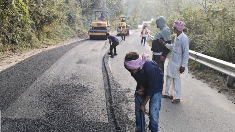 दावा: 15 अक्टूबर तक गड्ढामुक्त होंगी उत्तराखंड की सड़कें, युद्धस्तर पर शुरू हुआ मरम्मत अभियान