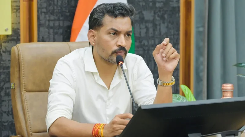 बारिश से क्षतिग्रस्त सड़कों को लेकर प्रशासन सख्त, देहरादून के प्रमुख एवं आंतरिक मार्गों का होगा स्थलीय निरीक्षण
