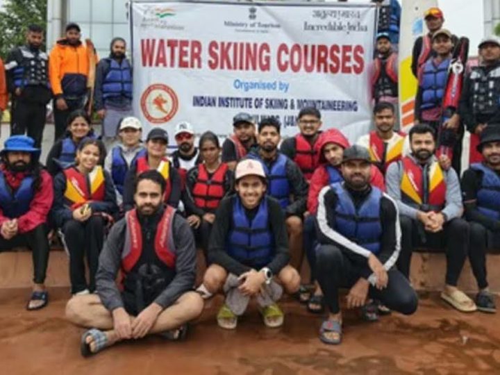 आयोजन: टिहरी झील में भारतीय स्कीइंग एवं पर्वतारोहण संस्थान के तृतीय कोर्स का शुभारंभ