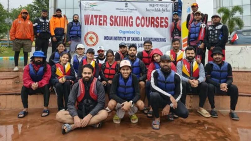 आयोजन: टिहरी झील में भारतीय स्कीइंग एवं पर्वतारोहण संस्थान के तृतीय कोर्स का शुभारंभ
