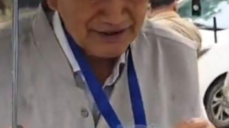 बड़ी ख़बर: मां की तस्वीर गले में डालकर ईडी दफ्तर पहुंचे पूर्व सीएम हरीश रावत, पूछताछ के लिए ज़ारी हुआ था नोटिस
