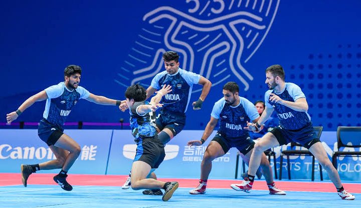एशियन गेम्स : भारतीय पुरुष कबड्डी टीम ने थाईलैंड को हराकर फाइनल में जगह बनाई