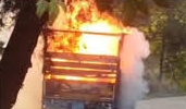 स्वाहा: ज्योलीकोट में दीपावली के सामान से लदे ट्रक में भीषण आग, लाखों का माल जलकर राख