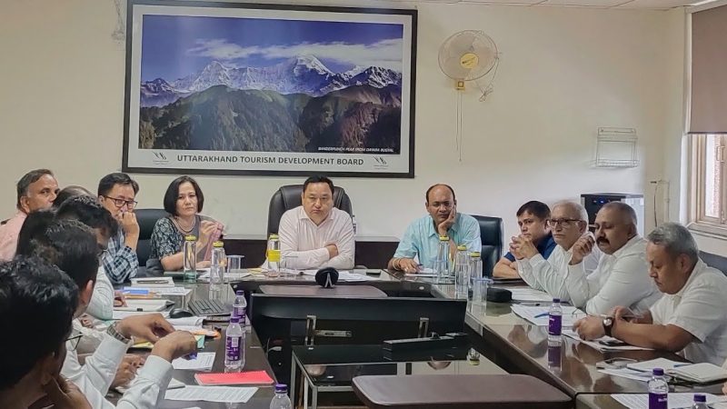 तैयारी: हिम तेंदुए दिखाएंगे पहाड़ में पर्यटन और रोजगार की नई राह