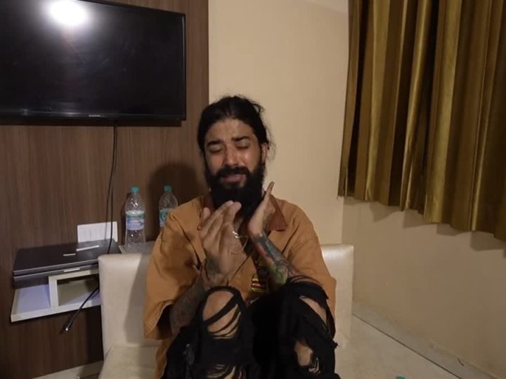 सबक: फिर विवाद में फंसा यूट्यूबर अनुराग डोभाल, मारपीट और जान से मारने की धमकी के मामले में गिरफ्तार