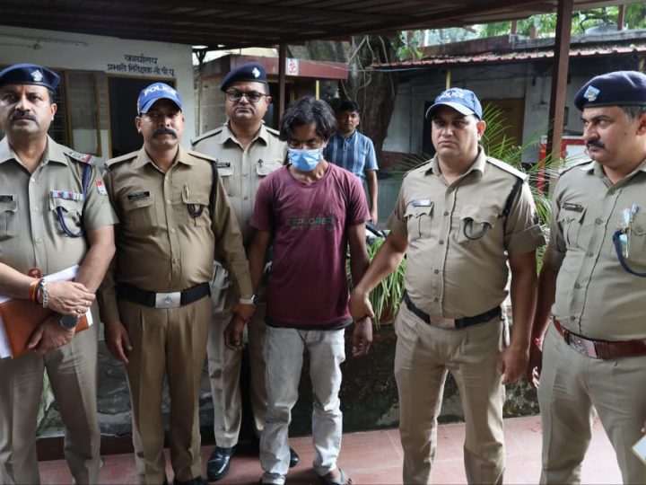 कामयाबी: पुलिस ने किया बसंत विहार में हुई नकबजनी का खुलासा, आठ लाख की ज्वैलरी बरामद