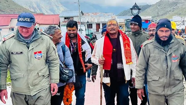 स्मरण: केदारनाथ की चढ़ाई से मंडुवे की रोटी तक… उत्तराखंड की सादगी पर फिदा हुए थे नाना पाटेकर