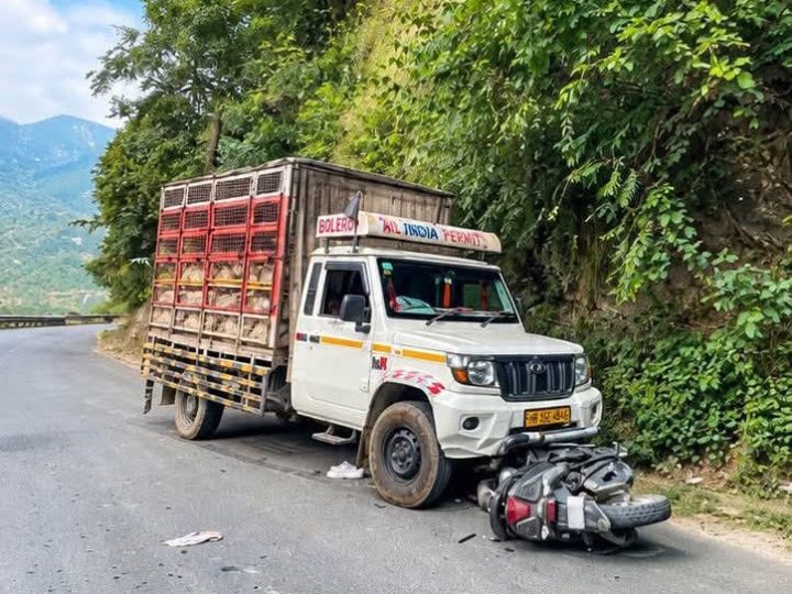 दुखद: पौड़ी-श्रीनगर मोटर मार्ग पर हुआ सड़क हादसा, स्कूटी सवार युवक की हो गई दर्दनाक मौत