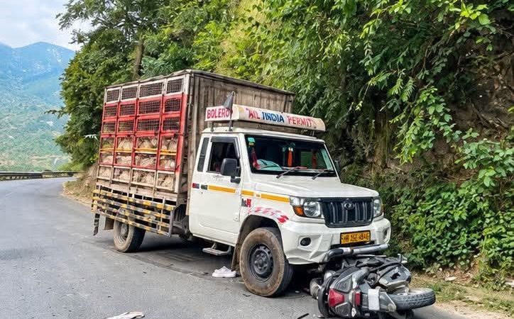 दुखद: पौड़ी-श्रीनगर मोटर मार्ग पर हुआ सड़क हादसा, स्कूटी सवार युवक की हो गई दर्दनाक मौत