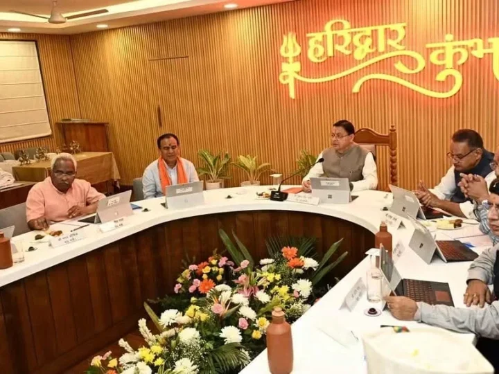 हरिद्वार में धामी कैबिनेट के 13 अहम फैसले, सेवामुक्त अग्निवीरों को भर्ती में मिलेगी छूट; बाल वीरता पुरस्कार योजना को मंजूरी