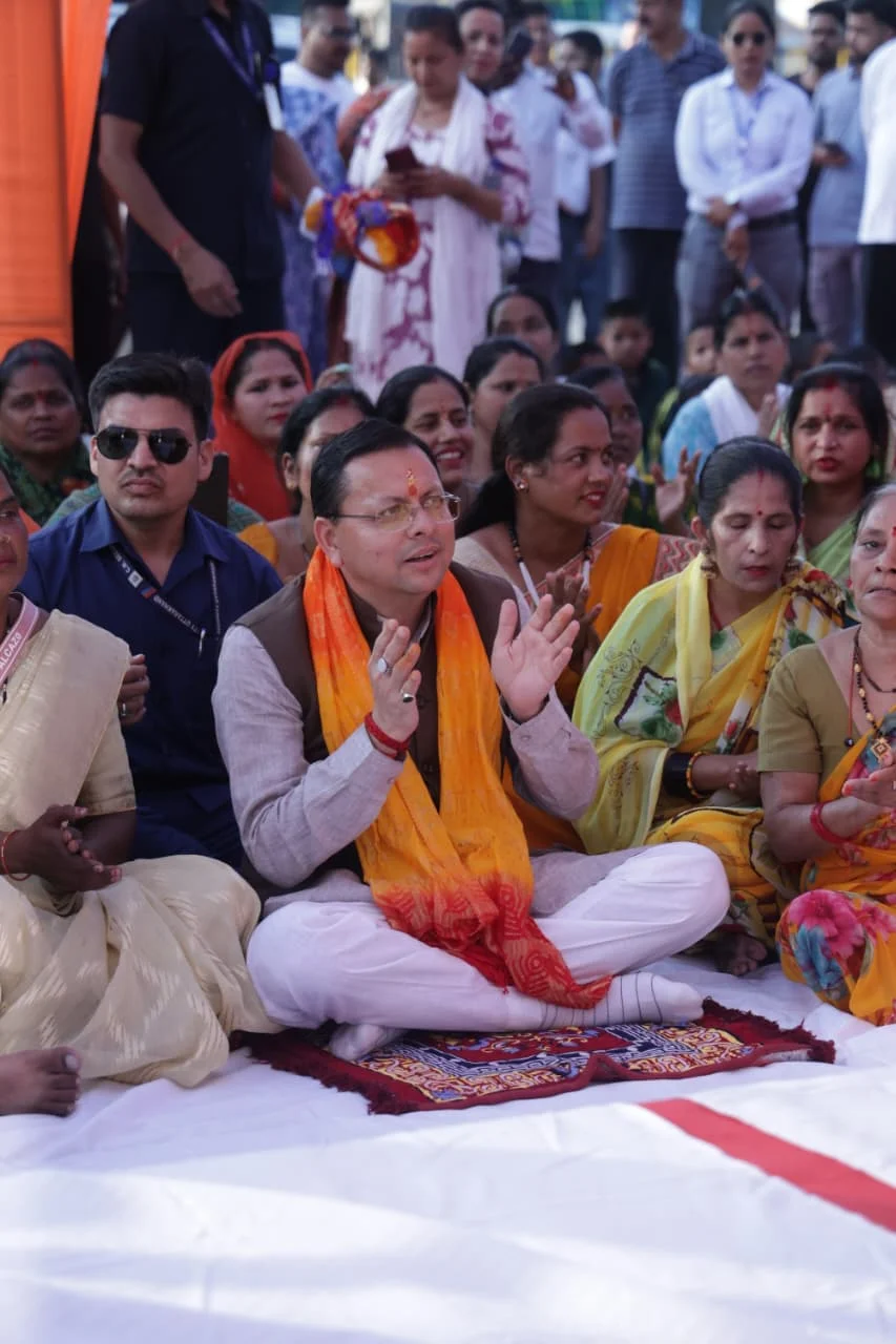 मुख्यमंत्री पुष्कर सिंह धामी ने बोले- भर्ती परीक्षाओं में पारदर्शिता सुनिश्चित हुई है, 33 हजार से अधिक युवाओं को योग्यता के आधार पर सरकारी नौकरी मिली