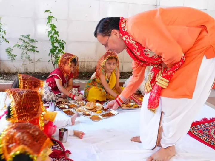 मुख्यमंत्री ने शारदीय नवरात्रि की महानवमी पर किया हवन एवं कन्या पूजन