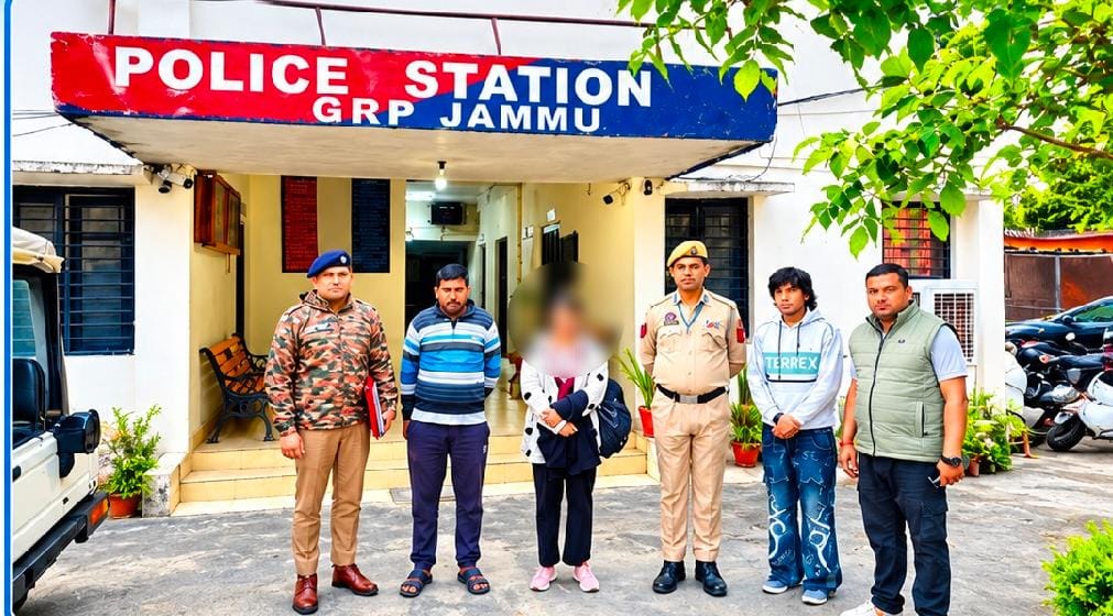 कामयाबी: माता-पिता की डांट से नाराज होकर जम्मू पहुंची युवती, कोटद्वार पुलिस ने 24 घंटे में खोज