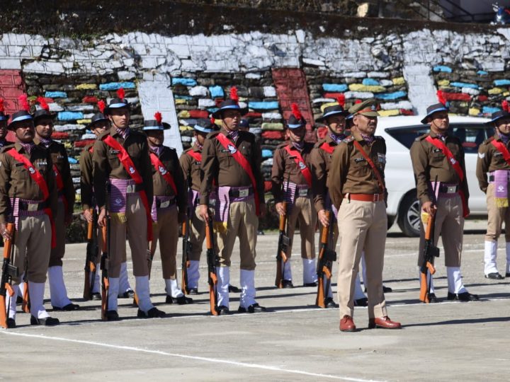 आयोजन: सरदार पटेल की जयंती पर पौड़ी पुलिस ने ली राष्ट्रीय एकता की शपथ