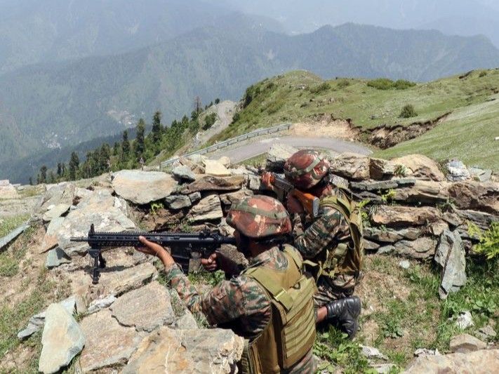 संदेहास्पद: राजौरी में 17 साल की लड़की ने पार की एलओसी, भारतीय सेना ने जम्मू-कश्मीर पुलिस को सौंपा