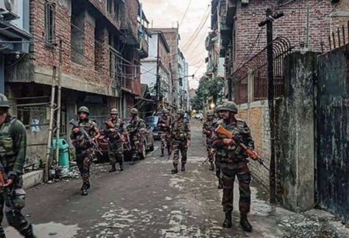 मुद्दा: -भू-राजनीतिक दबाव में हाथ आए संदिग्ध आतंकवादियों को छोड़ देने की रवायत